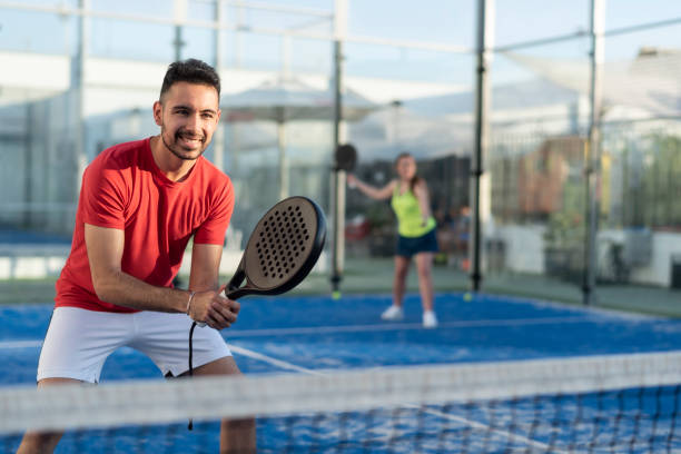 Installation terrain de tennis